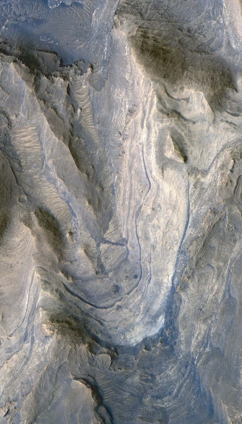 Layers in Lower Formation of Gale Crater Mound