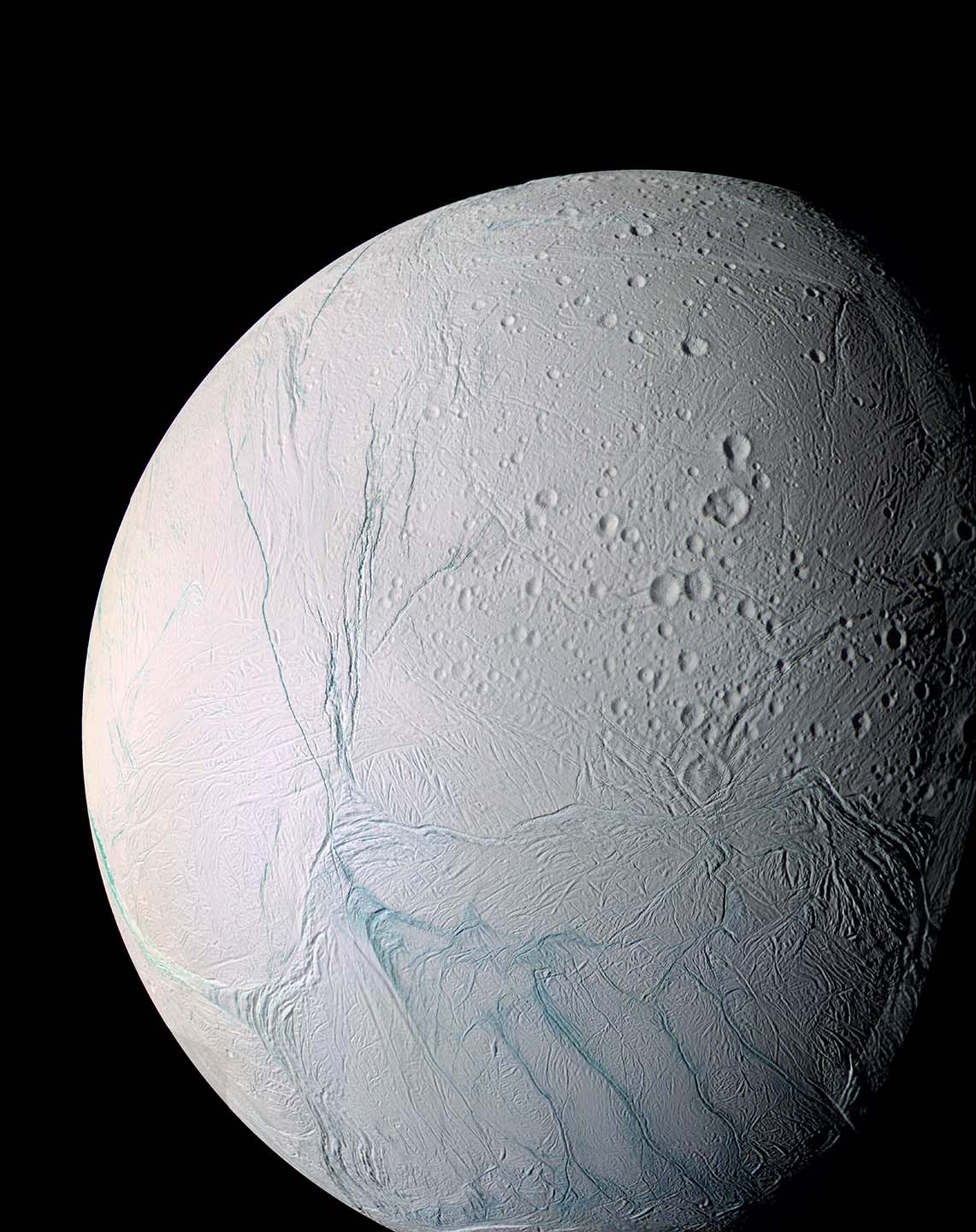An enhanced-color view of southern latitudes on Saturn’s icy moon Enceladus