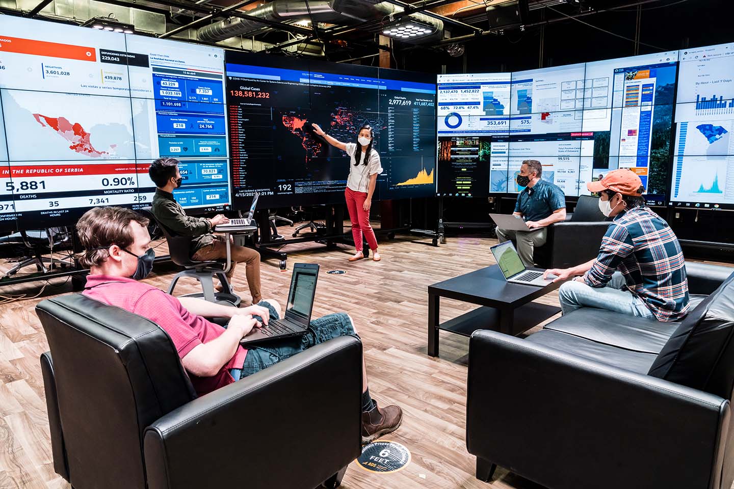 APL researchers review COVID-19 dashboard data
