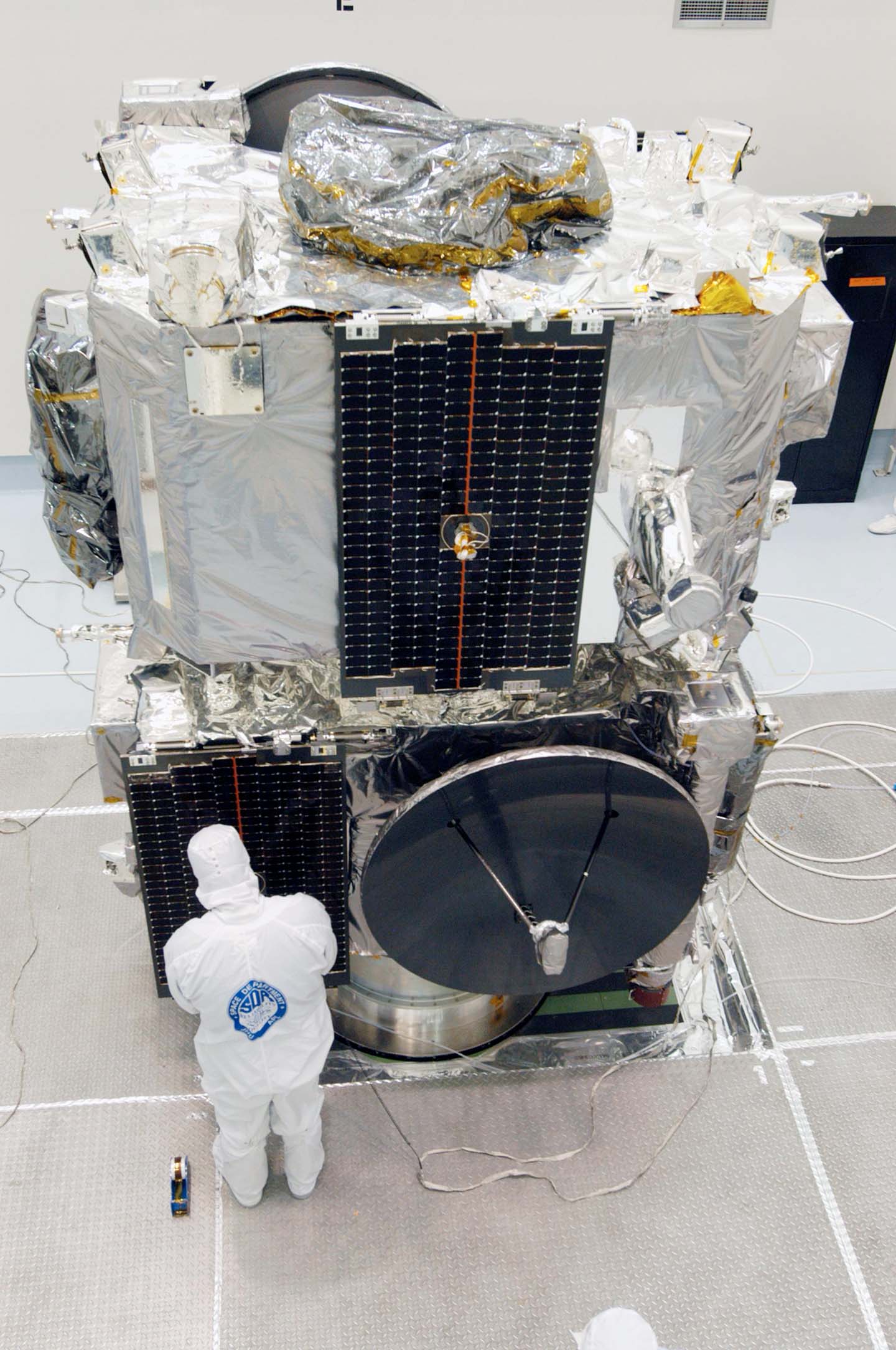 STEREO observatories are the focus of attention at a media viewing held at Astrotech Space Operations in Titusville, Fla