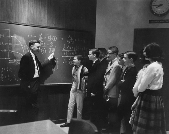 Hugh Donelly explains engineering concepts to 8th and 9th grade students from Howard County schools (1965)