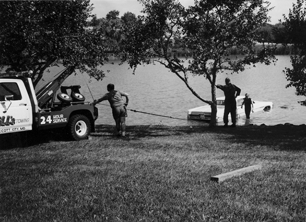 Car in APL pond (1986)