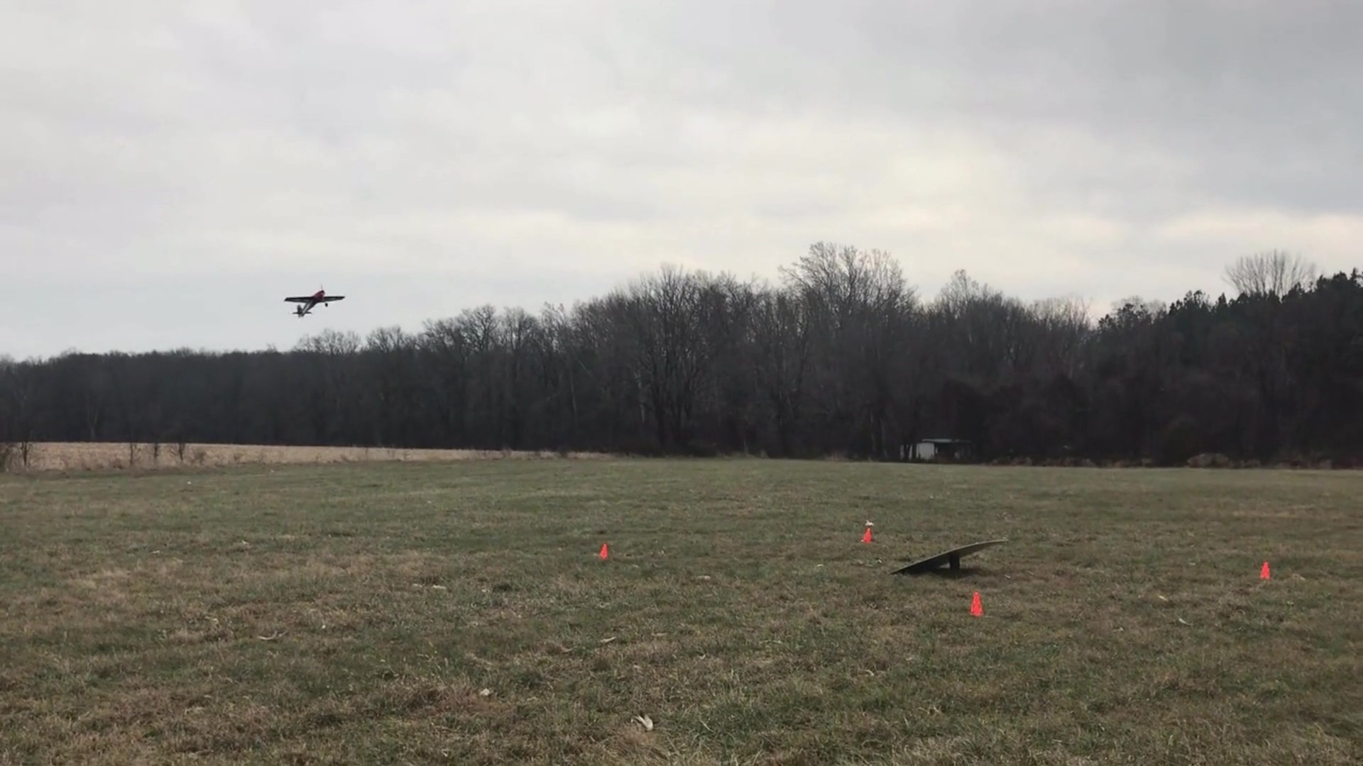 The algorithm was tested on a 60-inch wingspan, 4.5 kg fixed-wing UAV and demonstrated precision landing in variable wind. 