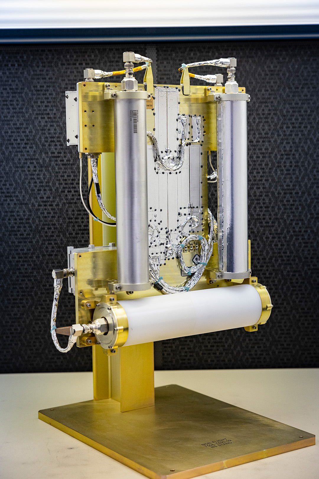 Psyche neutron spectrometer