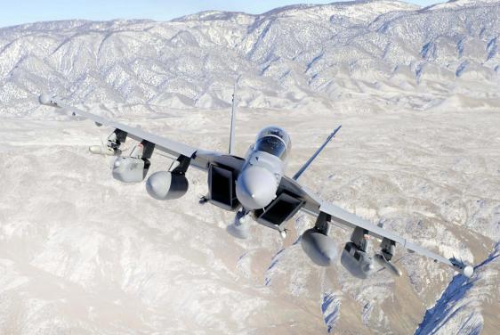 Aircraft in flight (Credit: U.S. Navy)