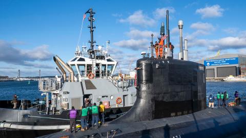 Sailors aboard the Virginia-class attack submarine USS Texas (SSN 775) prepare to depart Portsmouth Naval Shipyard following critical repairs and system upgrades. (Credit: U.S. Navy)